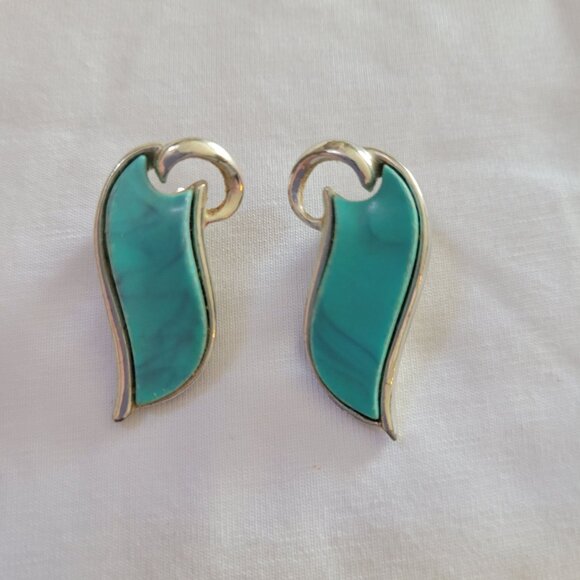 Vintage Coro Silver & Turquoise Clip-On Earrings Abstract Leaf Design - Picture 1 of 4